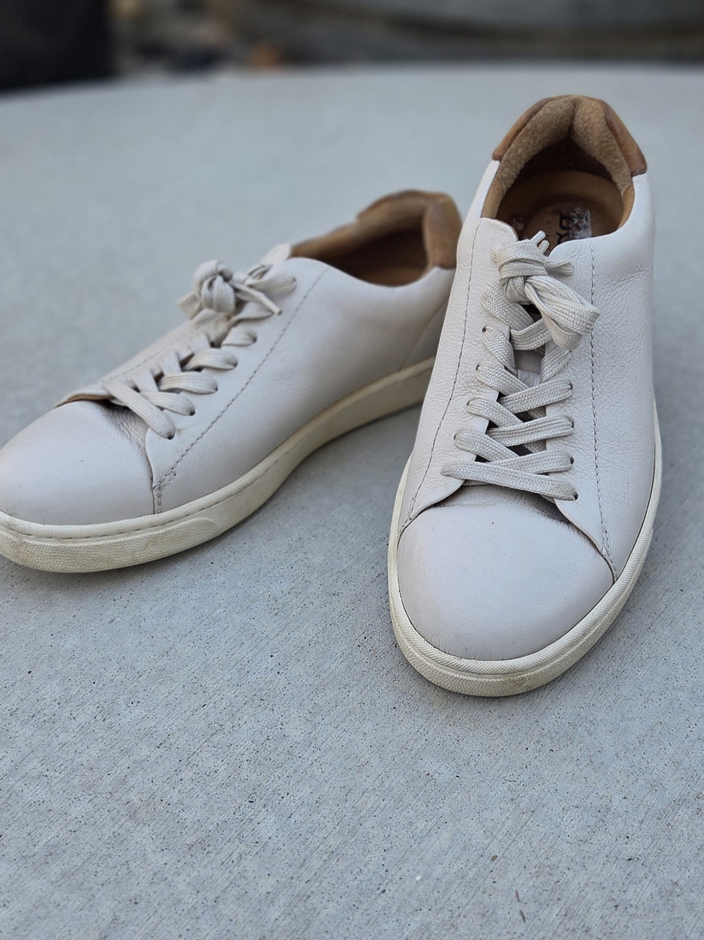 Børn Allegheny II Leather Sneakers in "Sea Salt"